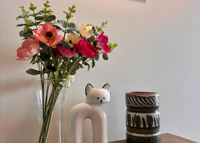 Downтown - Free Parking *