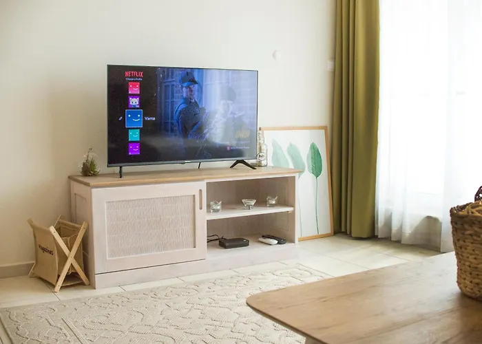 Downтown - Free Parking Apartment